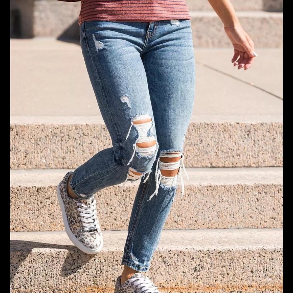 WILLOW + ROOT JEANS